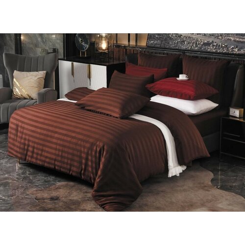 коричневый