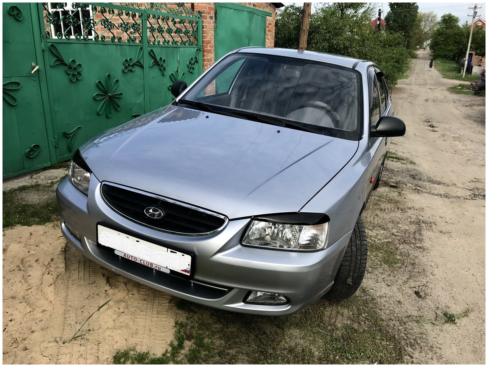 Тюнинг фары акцент тагаз - фото