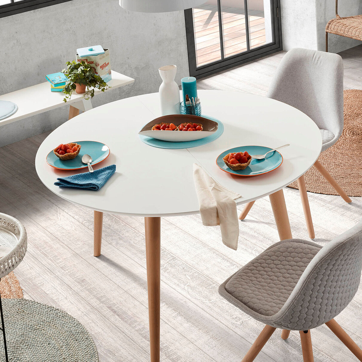 фото Стол Oakland белый круглый