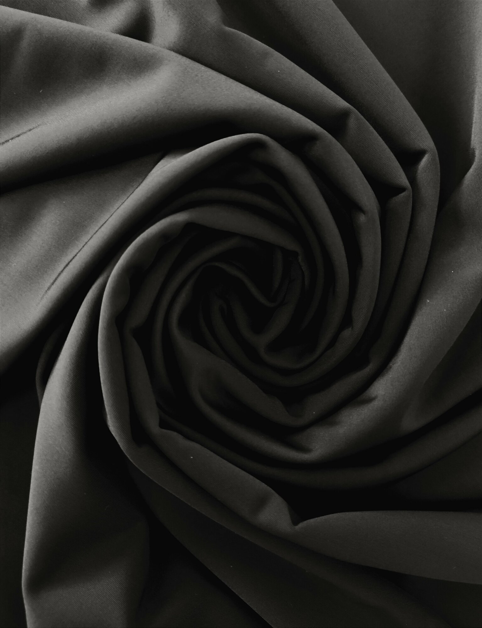 Ткань для шитья и рукоделия Бифлекс полуматовый 100 х160 см, черный