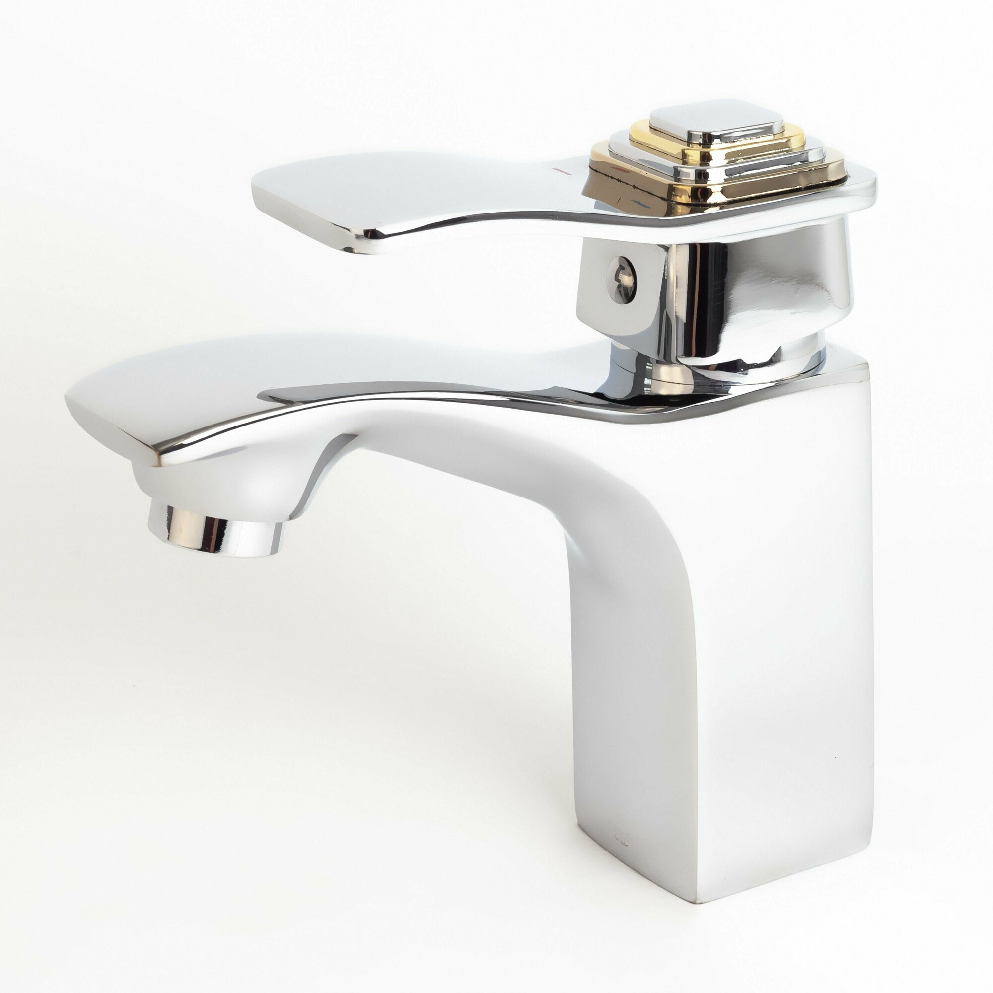 Смеситель для раковины монолитный BACH. Цвет Серебристый. Арт 80110108 Код 12141