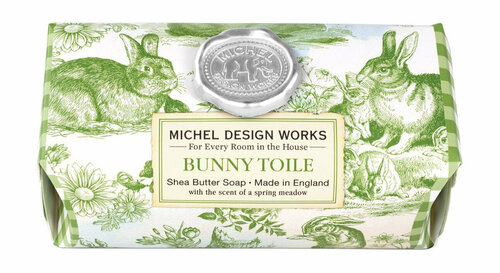 Парфюмированное мыло в бумажной обертке Michel Design Works Bunny Toile Large Bath Soap Bar