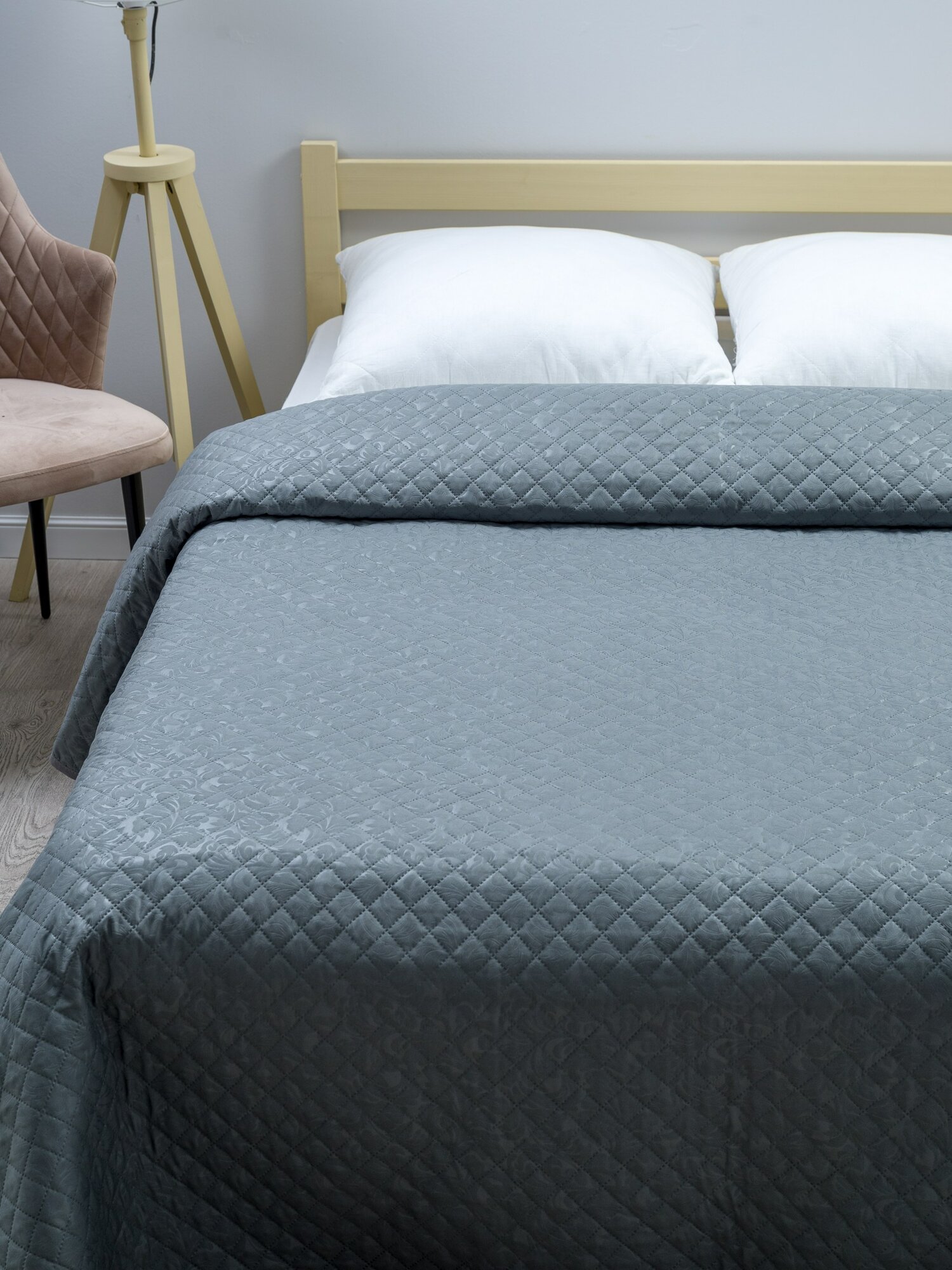 фото Покрывало на кровать и диван VT Полисатин жаккард № 17-4402, Ультрастеп двухстороннее 240x210 см Евро