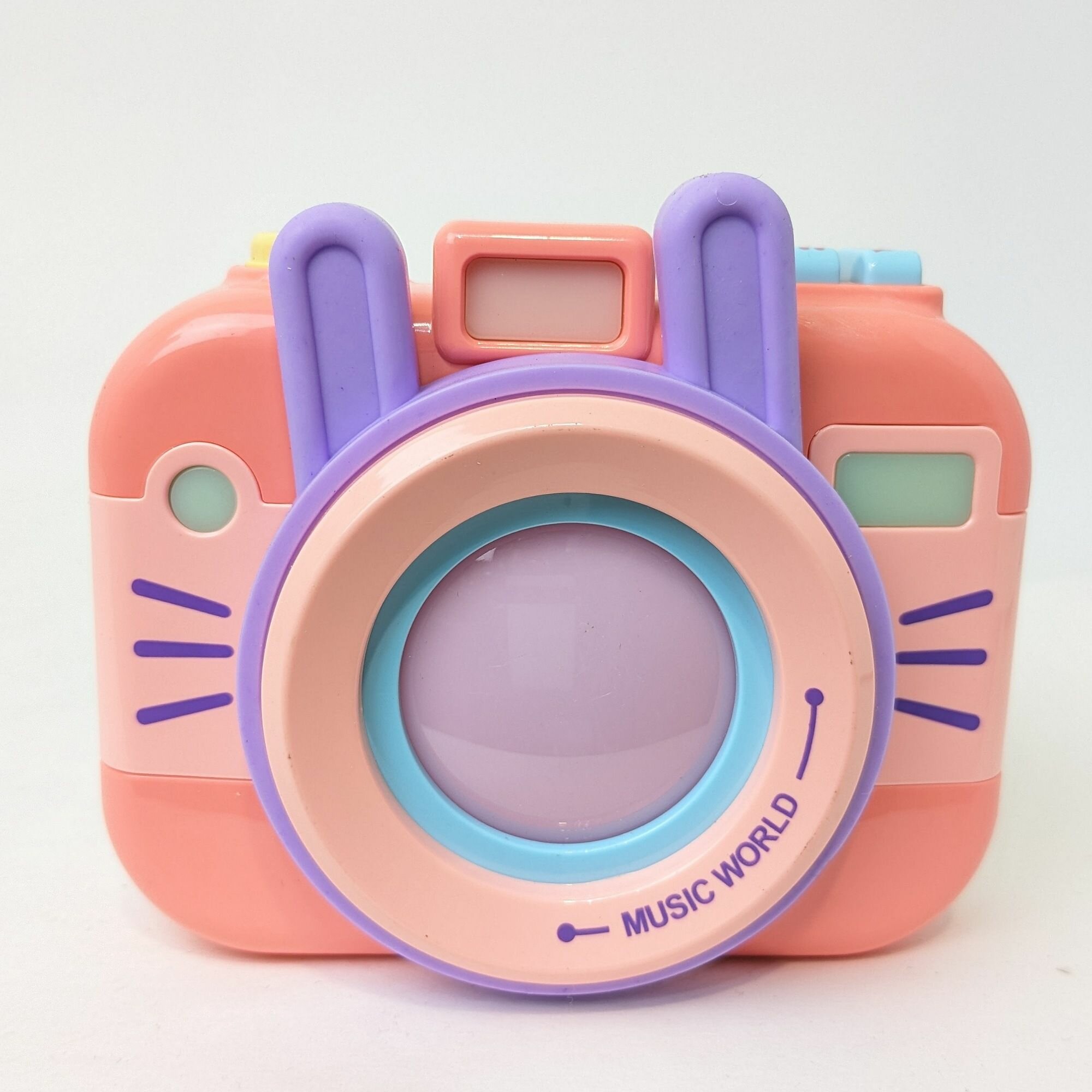 Музыкальная игрушка, фотокамера , свет, звук, стилизованная под зеркальный фотоаппарат 11 х 9 х 6