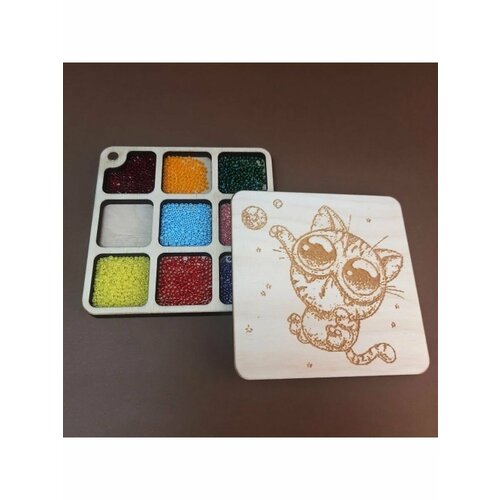 Органайзер для вышивки с крышкой