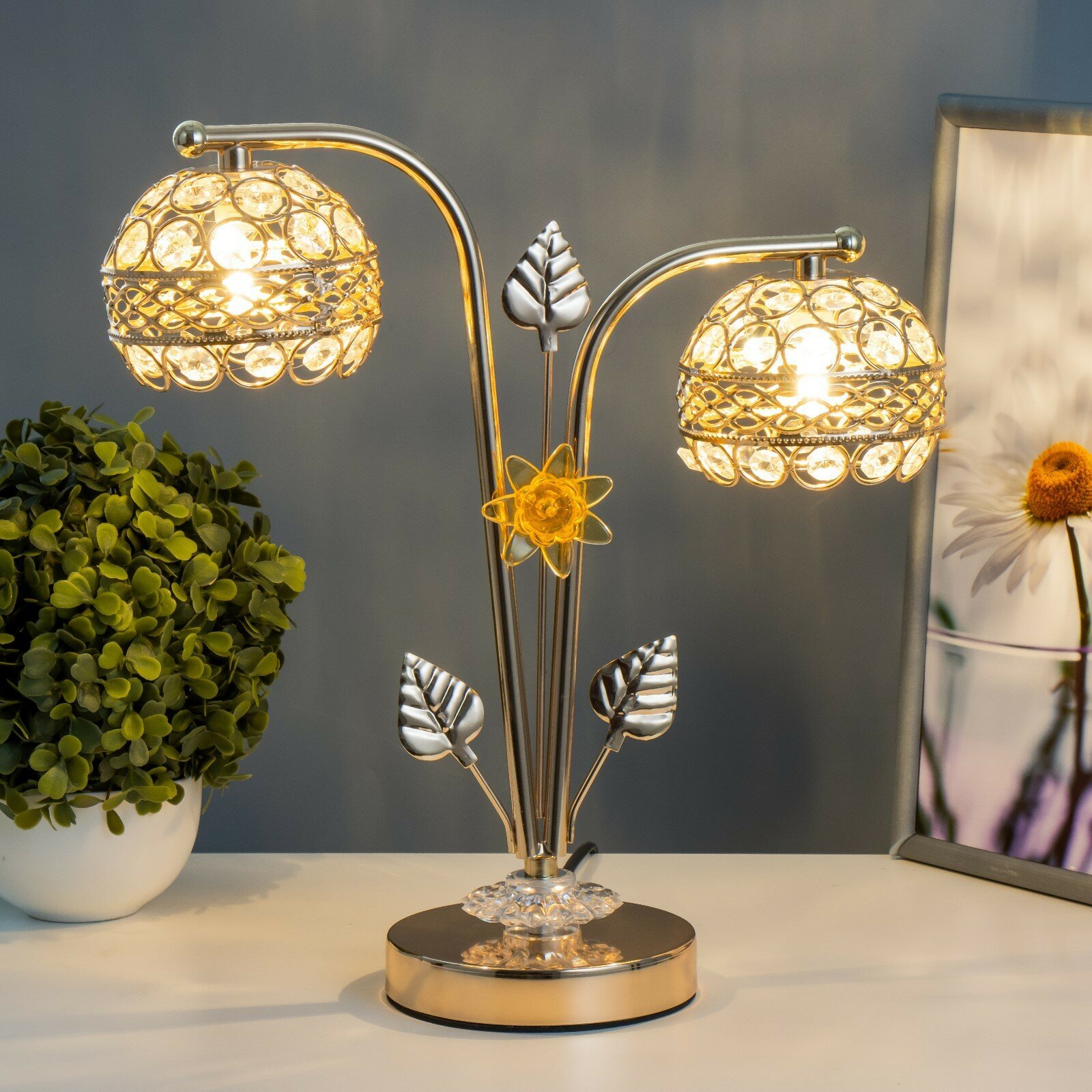 Настольная лампа 