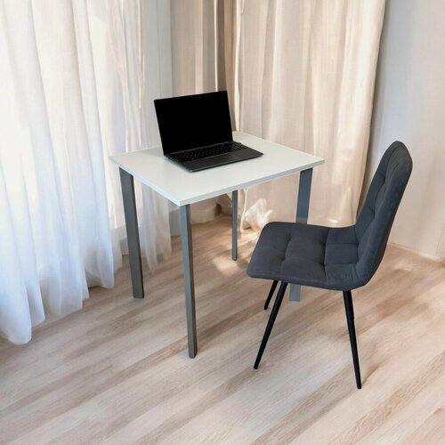 Изображение товара Игровой компьютерный стол/ цвет столешницы Белый, 80*80 см, Ножки серый хром