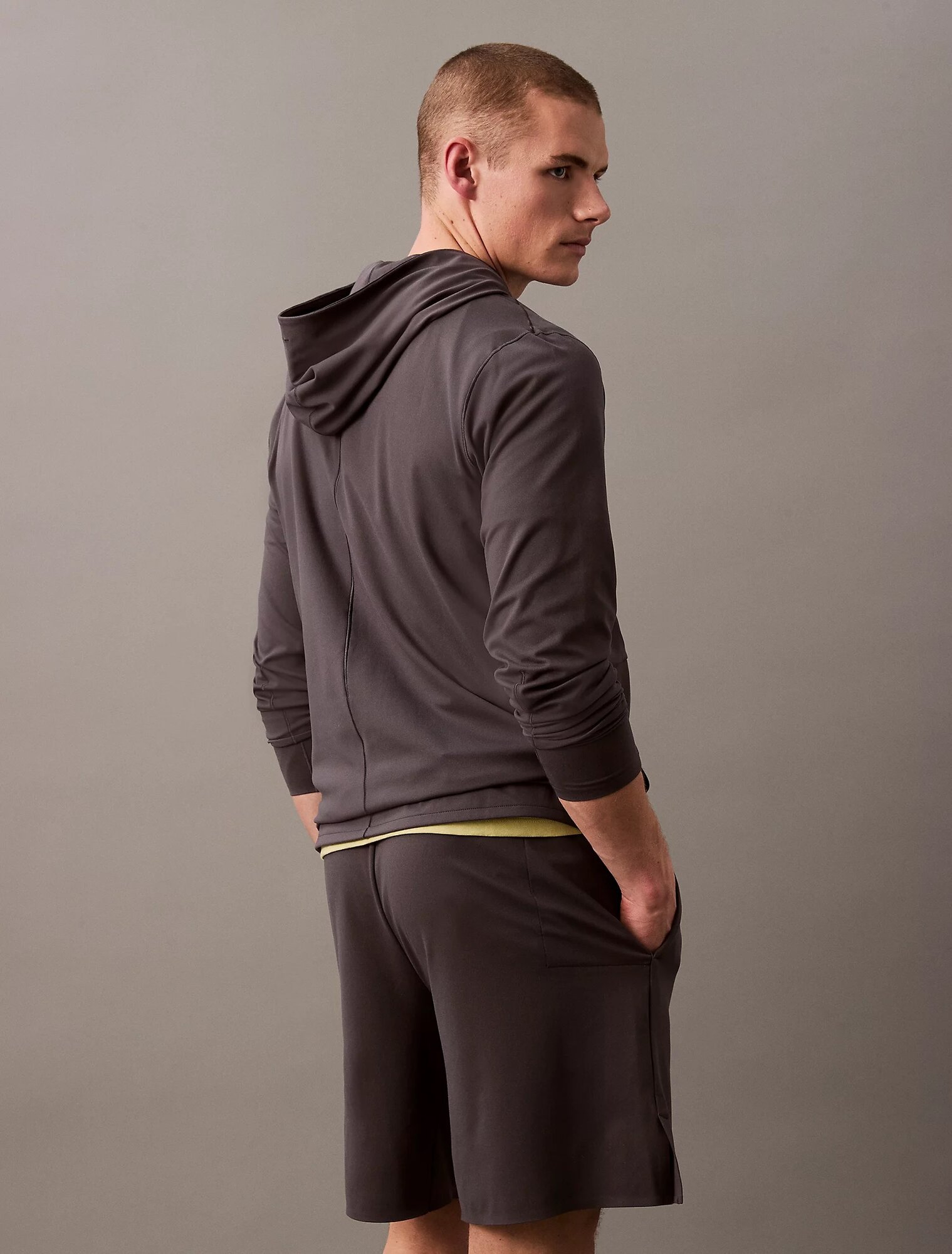 Шорты Calvin Klein Sport, размер S, серый — фото 1