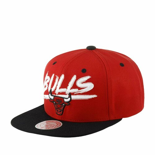 бейсболка с прямым козырьком mitchell ness hhss1101 cbuyypppblck chicago bulls nba размер one Бейсболка Mitchell & Ness, размер OneSize, красный