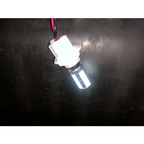 Лампа LED автомобильная светодиодная P21W (белый свет) стробоскоп габаритная 2шт