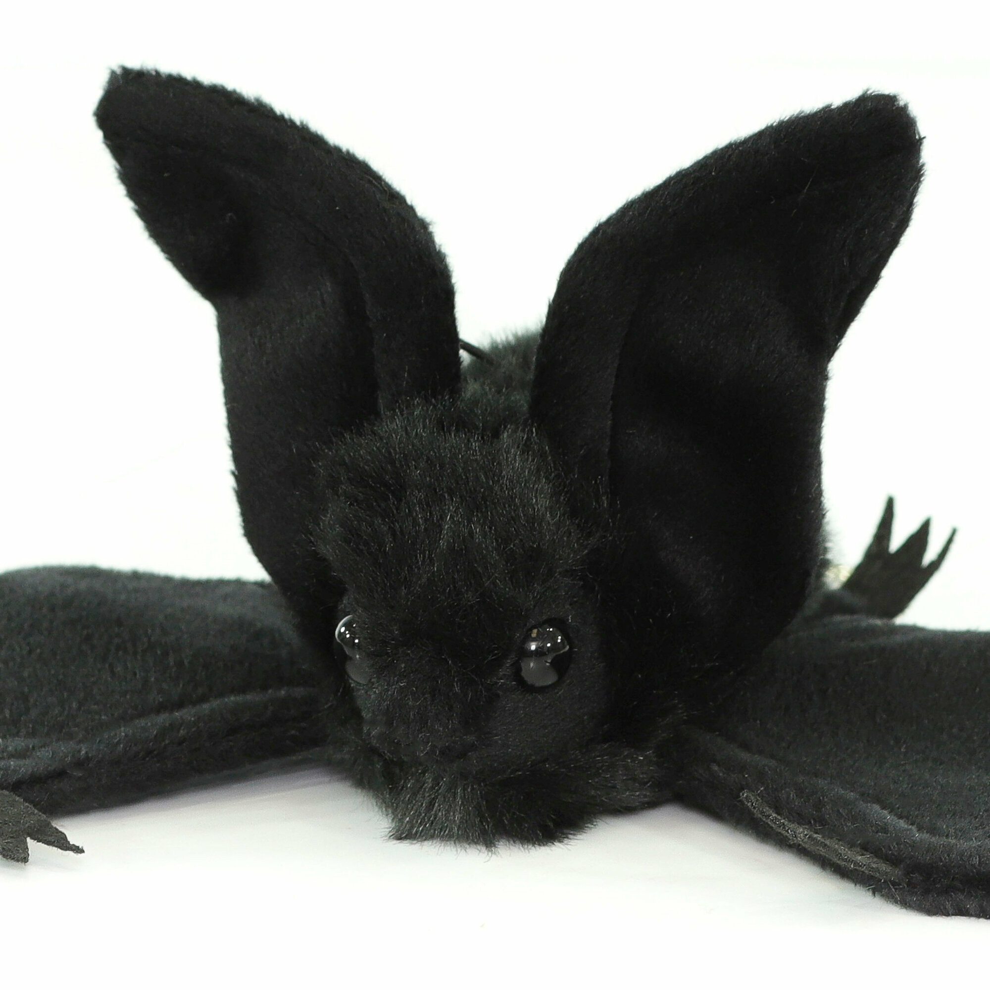 Реалистичная мягкая игрушка Hansa Creation, 4793 Мышь летучая, черная, 37 см