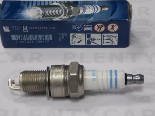 Свеча зажигания Bosch 0242229779 34 7909 WR8LC