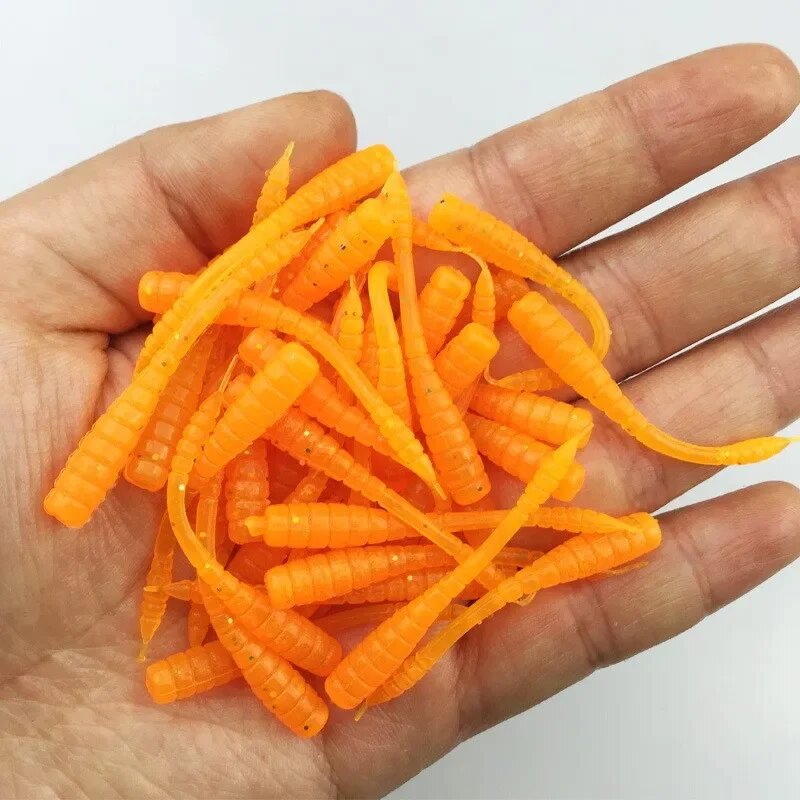 Мягкая рыболовная приманка 4 см красная червь 04 г