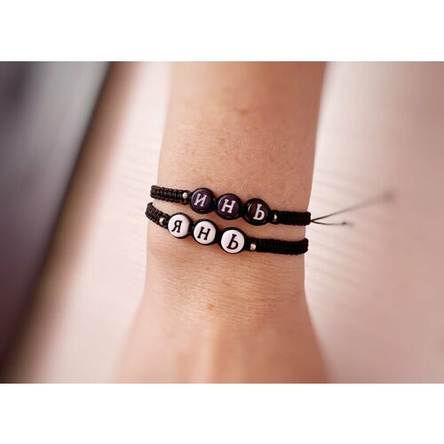 фото Плетеный браслет, пластик, черный нет бренда