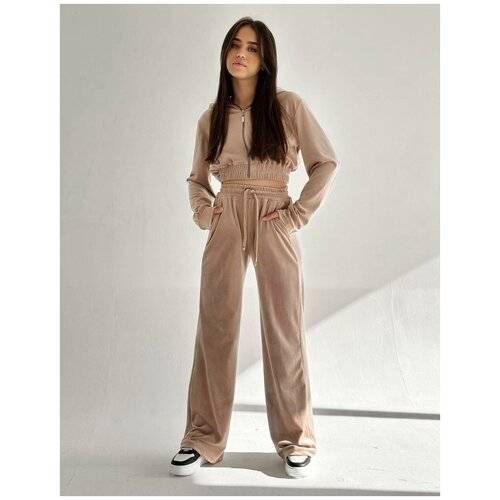 фото Костюм, размер m, бежевый matreshka