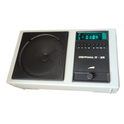 Приемник трехпрограммный Электроника ПТ-205 С часами шнур вилка плоская 459000₽