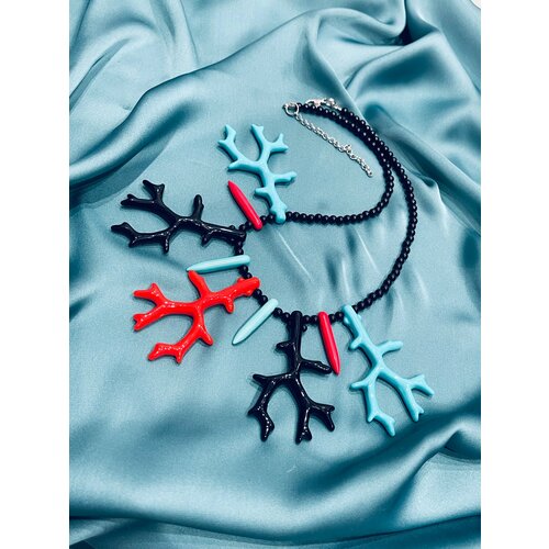 Колье Jewellery by Marina Orlova, коралл синтетический, длина 45 см, красный, голубой