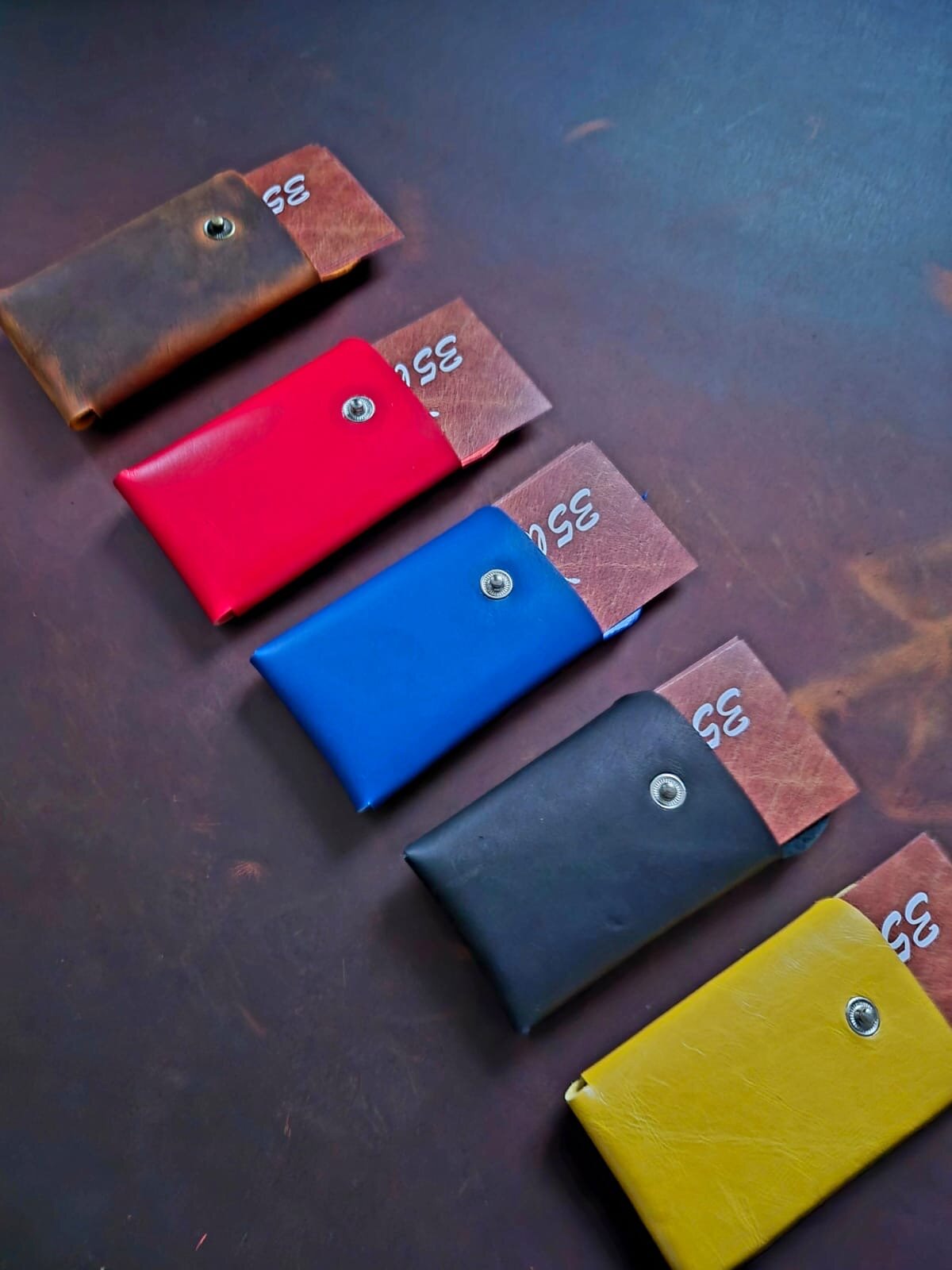 Картхолдер 35 Leather, черный