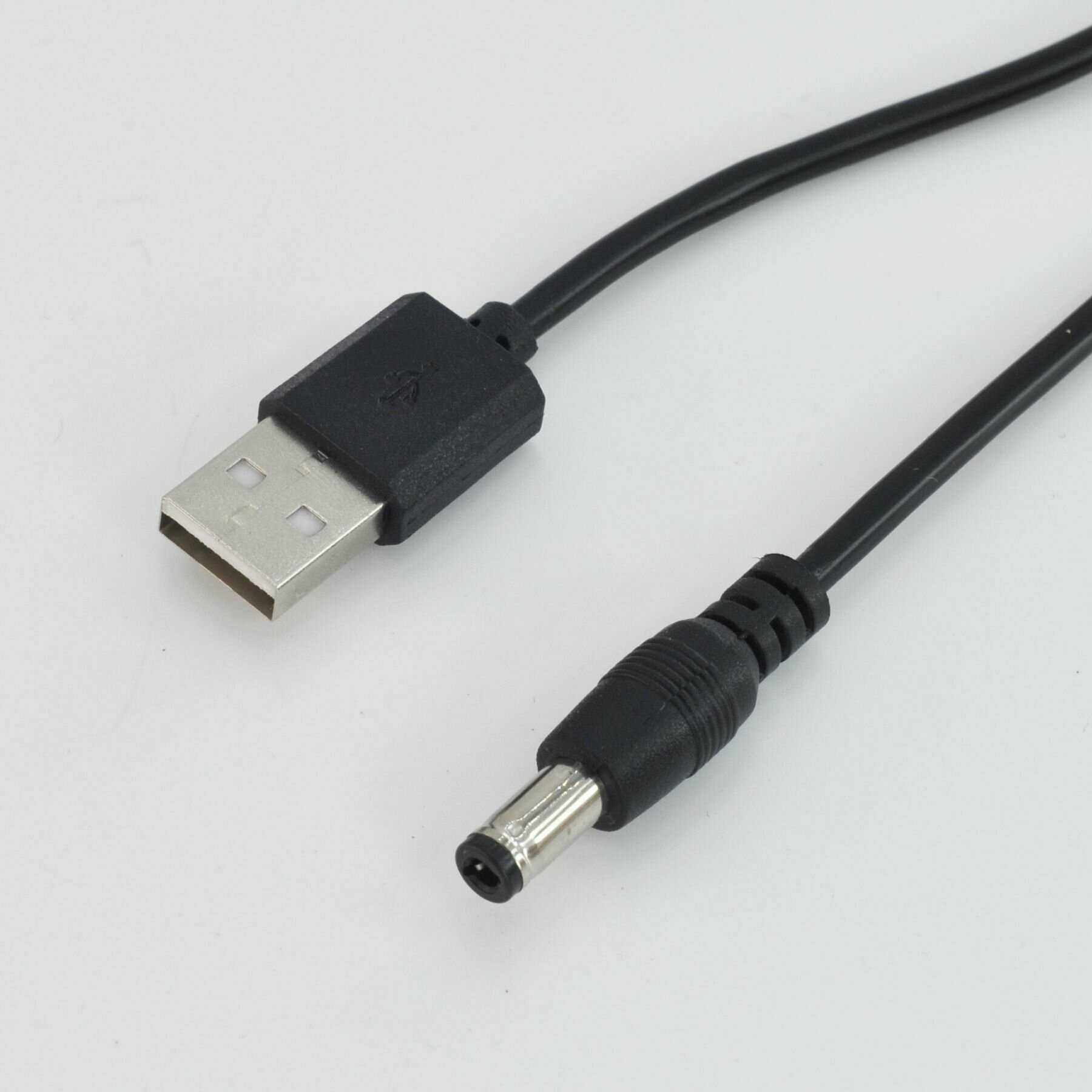 Кабель-переходник USB - 5V (5.5 mm x 2.5mm) для видеорегистраторов, камер наблюдения, светодиодных лент