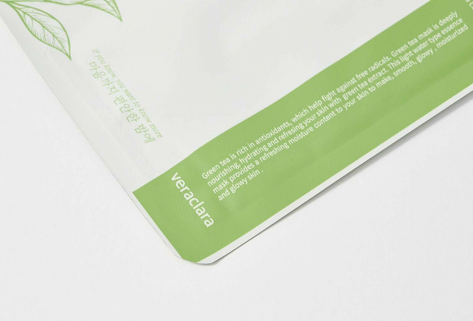 Маска на тканевой основе с зеленым чаем clara's choice green tea mask sheet