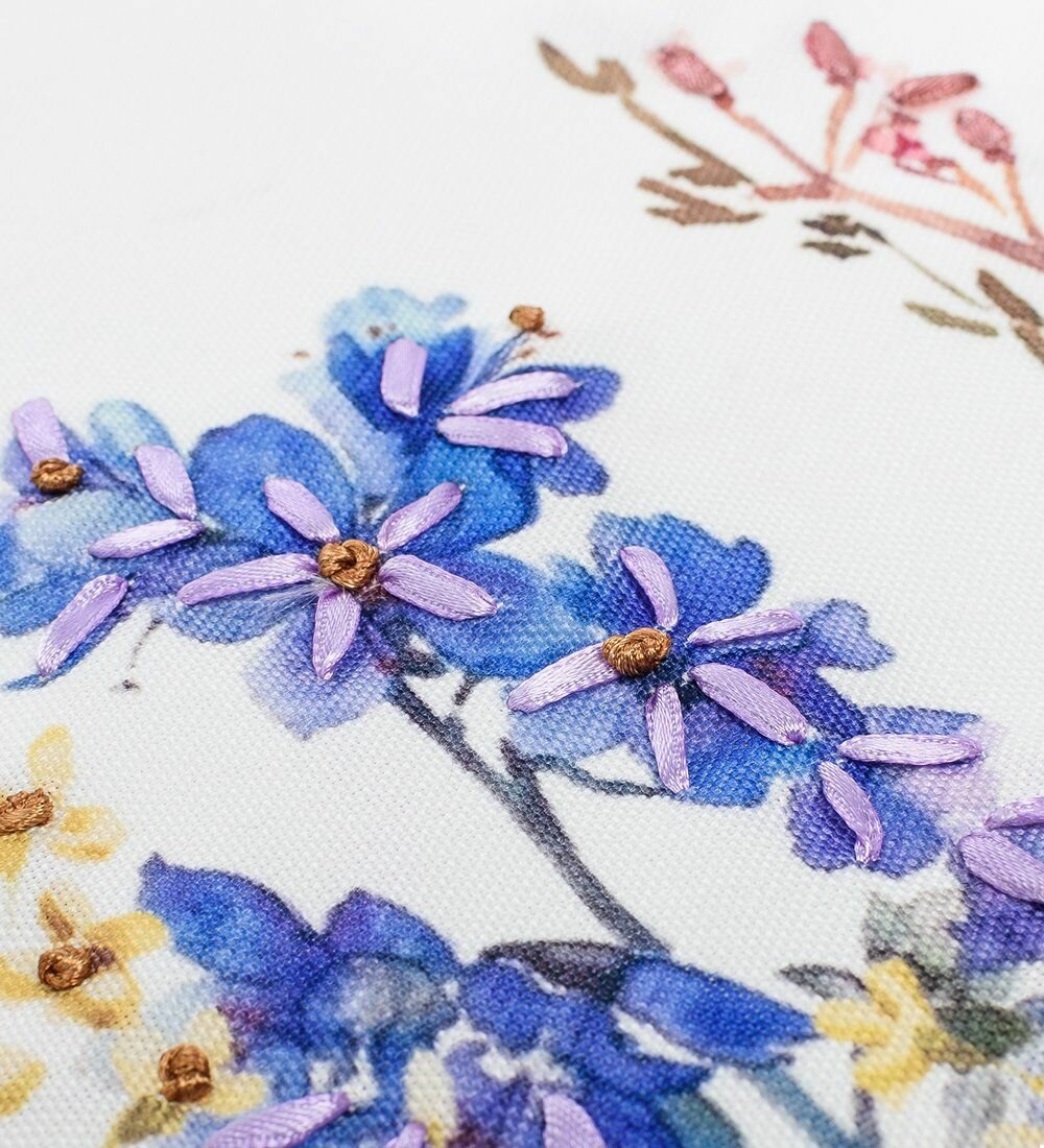 Подушка 'Заряд эмоций' — фото 1