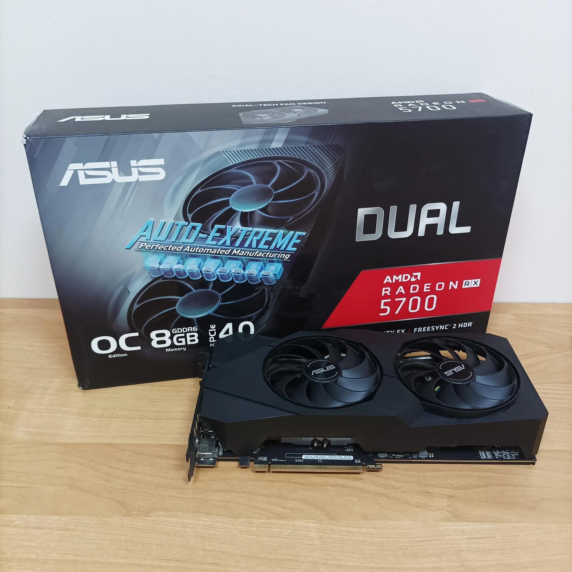 Видеокарта PCI-E Asus AMD Radeon RX 5700 OC Dual EVO 8Gb 256bit GDDR6 1xHDMI 3xDP [DUAL-RX5700-O8G-EVO]