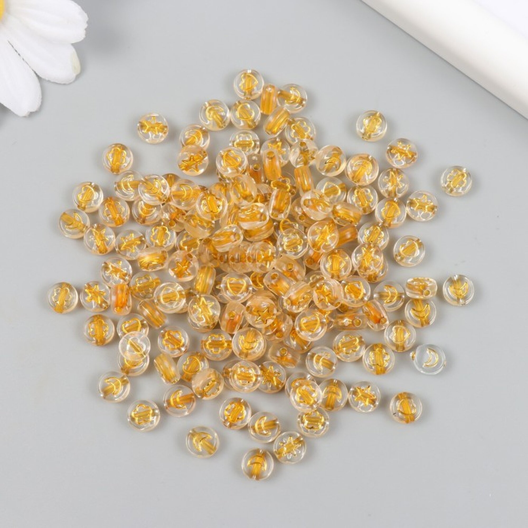 Набор бусин для рукоделия и плетения «Арт Узор. Сердечки и звёзды» 20 г пластик золото 0.4×0.7×0.7 см