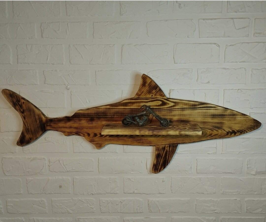 Полка-акула, полка на стенная, полка в детскую