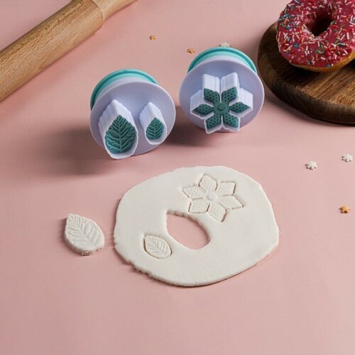 Набор плунжеров кондитерских Листья 2 шт 620₽