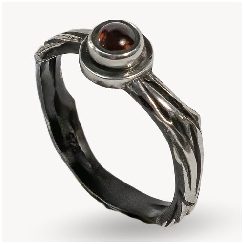 фото Тонкое серебряное кольцо с гранатом веточка 8jewel