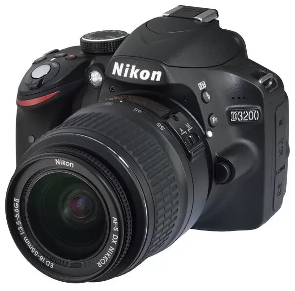   Nikon D3200 Kit AF-S DX NIKKOR 18-55mm f/3.5-5.6G VR