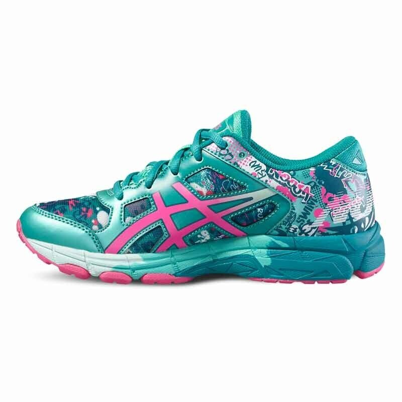 ASICS девушка