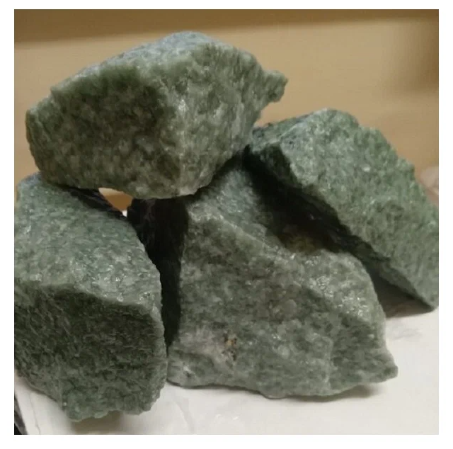 Жадеит Хакасинтерсервис колотый камни для бани и сауны (фракция 7-14 см) упаковка 10 кг - фотография № 2