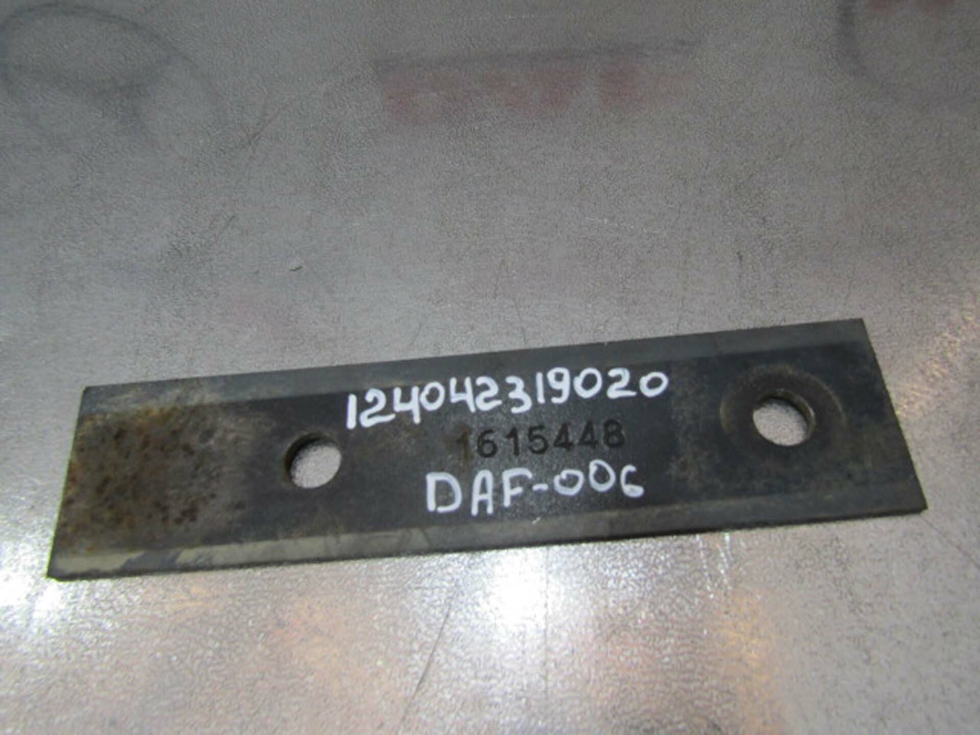 Проставка кронштейна топливного бака DAF XF105