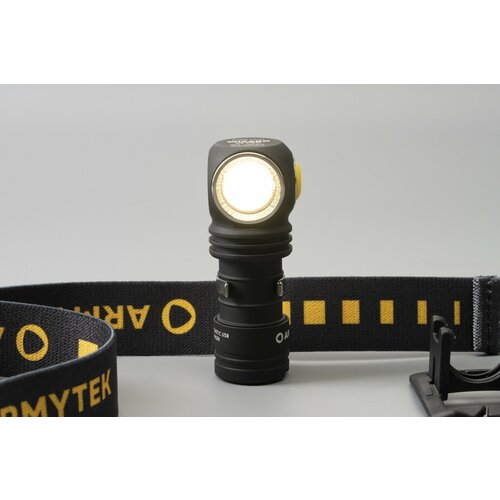 мультифонарь светодиодный armytek wizard c1 pro magnet usb 930 лм теплый свет аккумулятор Мультифонарь Armytek Wizard C1 Pro Magnet USB (теплый свет)