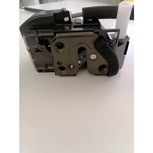 Замок двери Nissan Qashqai 6841₽