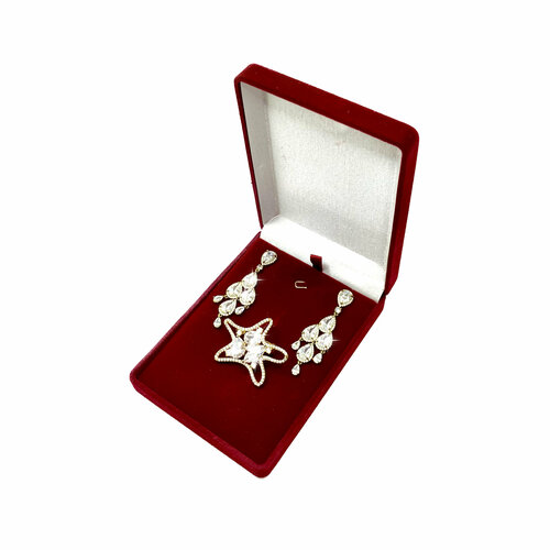 Комплект бижутерии: брошь, серьги, фианит, золотой