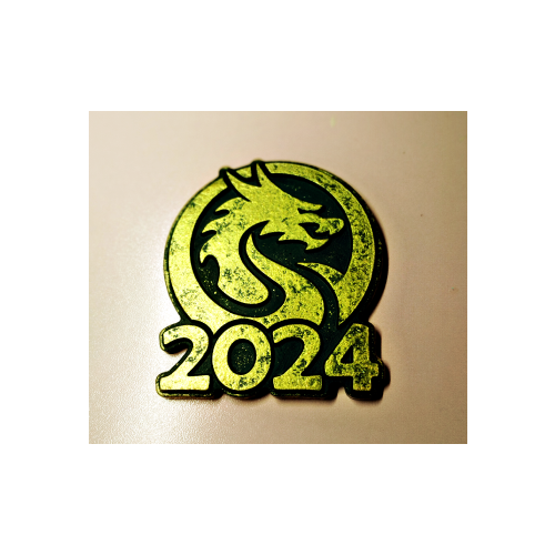 Магнит на холодильник. Символ дракона 2024, золотой