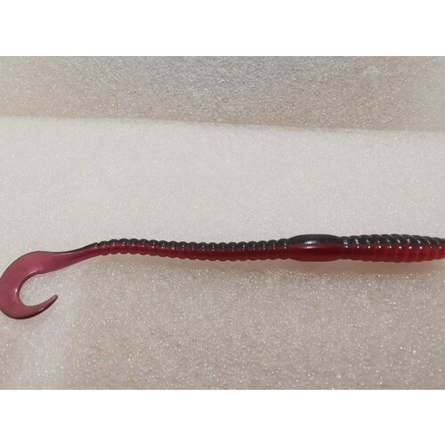 Силиконовая мягкая приманка для рыбалки MISTER TWISTER Phenom Worm 15см Red Shad