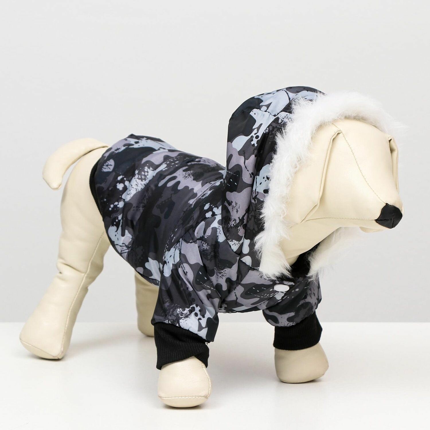 Куртка для собак Sima-Land с капюшоном и мехом размер М камуфляжная - фотография № 1