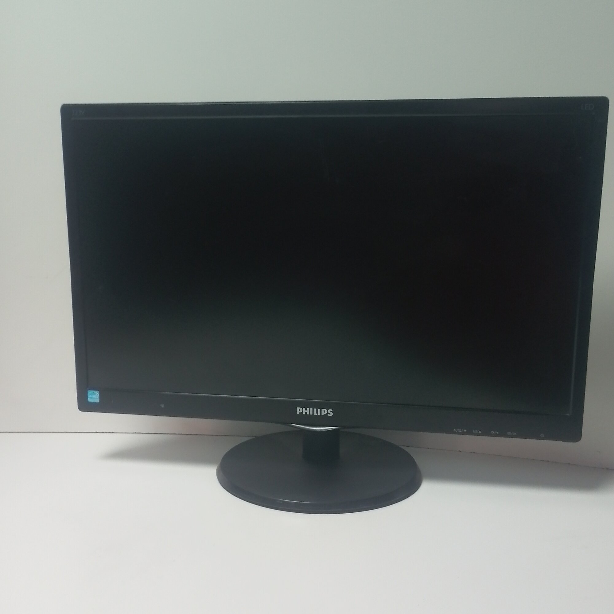 21.5" ЖК монитор PHILIPS 223V5LSB/00/01/86 (LCD, 1920x1080, D-Sub, DVI)