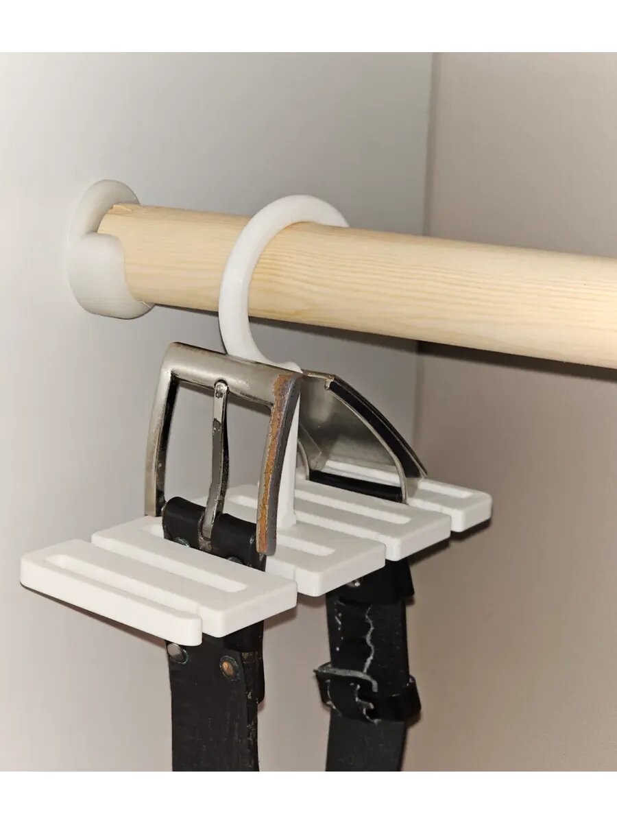 Вешалки для ремней