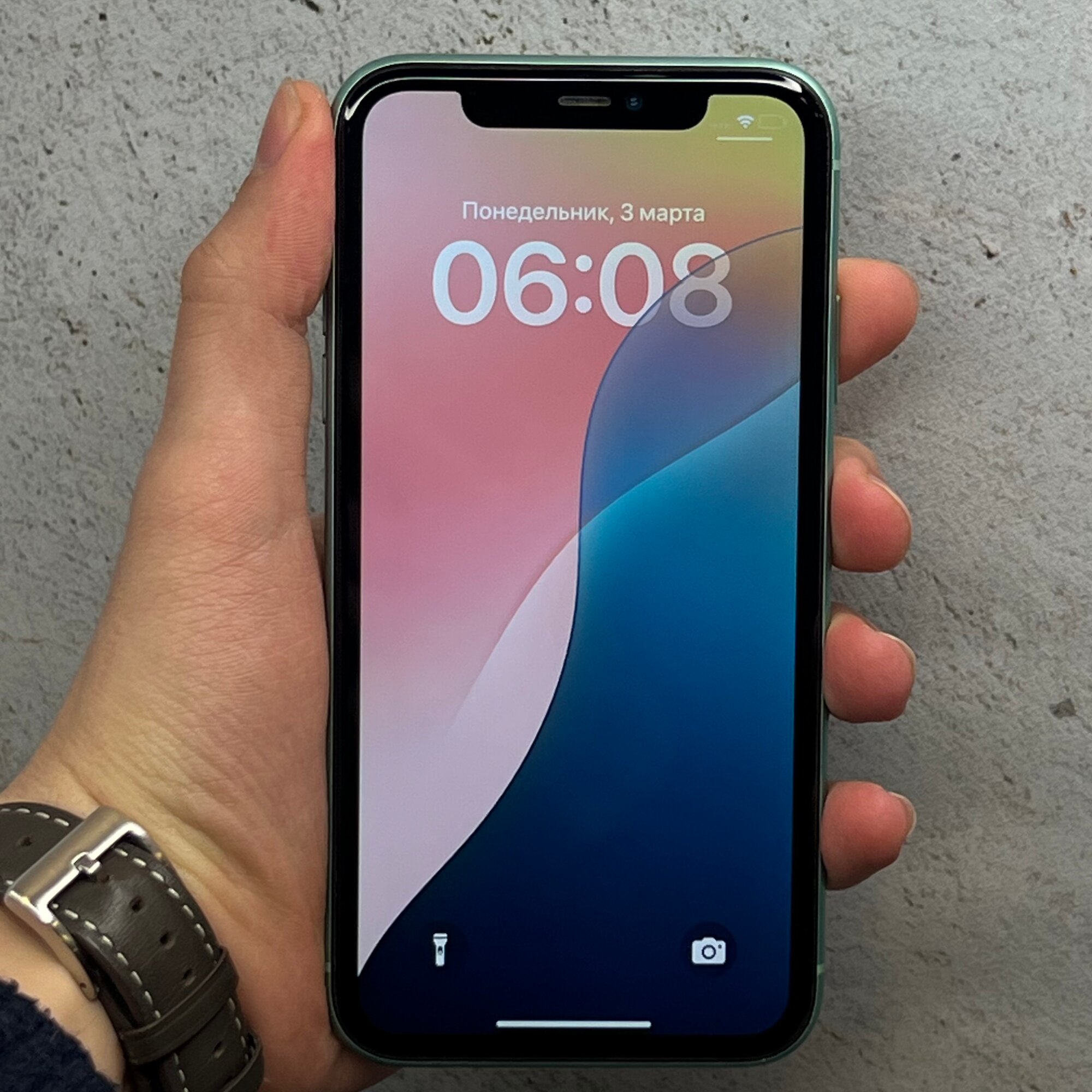 Смартфон Apple iPhone 11 128 ГБ, Dual: nano SIM + eSIM, зеленый — фото 1