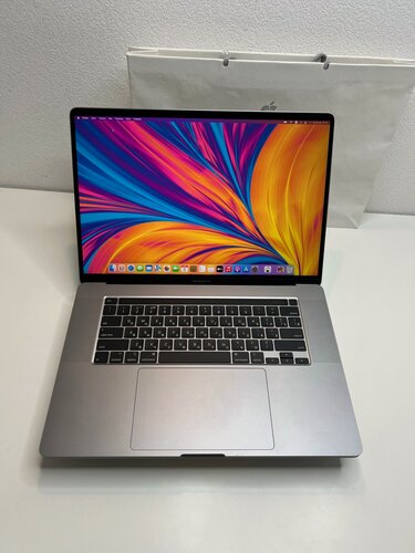 Изображение товара кастомный Macbook Pro 16 a2141 Space Gray 2019 Intel Core i9 2.3 GHz; 32Gb Ram; 1 Tb SSD; Radeon Pro 5500M 8Gb VRAM; русская клавиатура