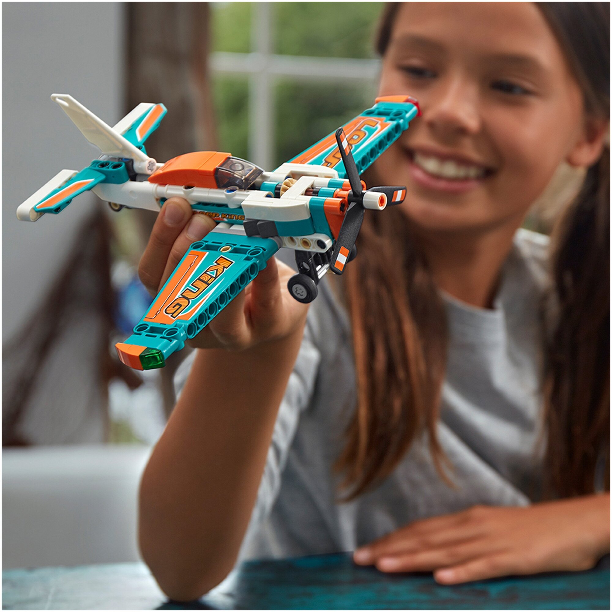 Конструктор LEGO Technic Гоночный самолёт - фотография № 11