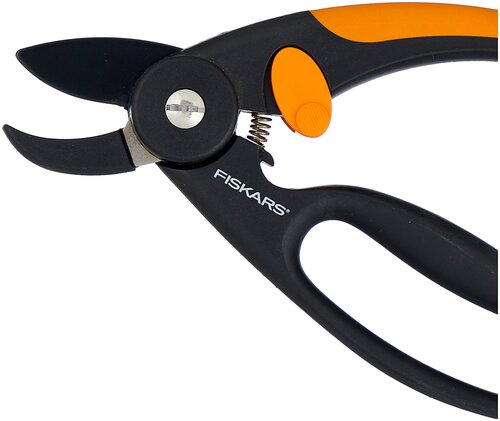 Секатор FISKARS FingerLoop P43 черный