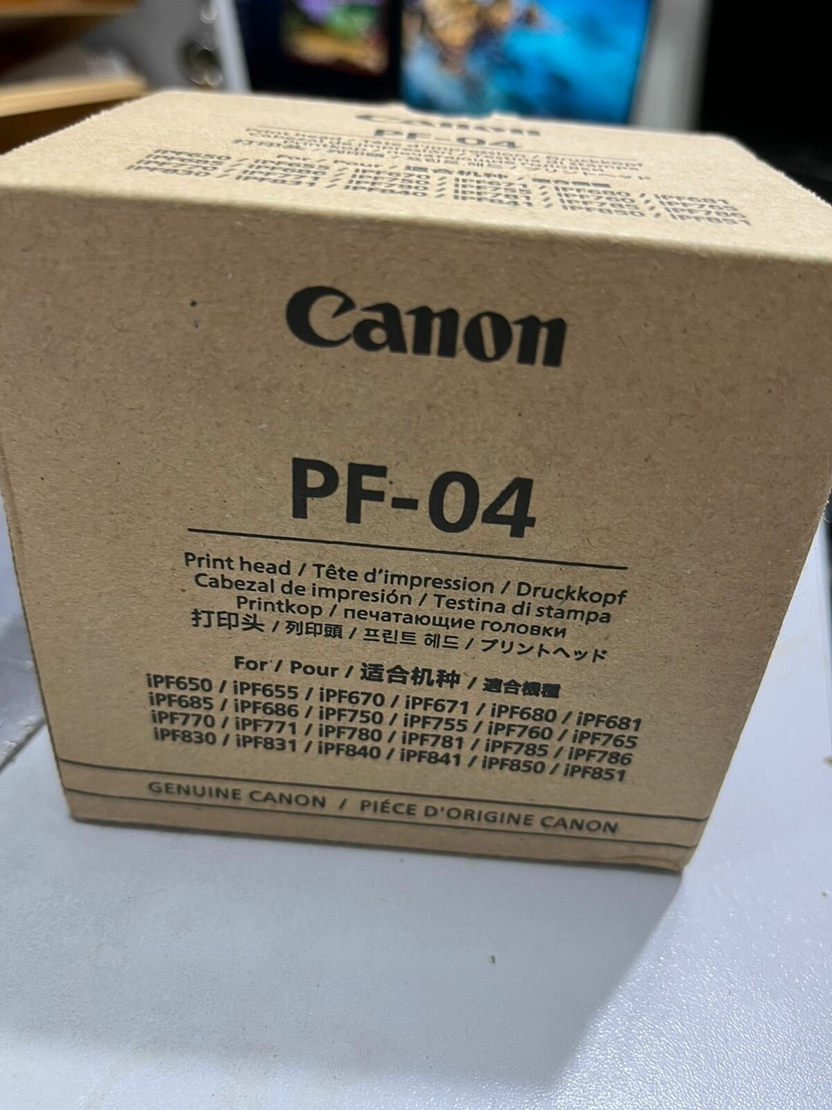 Печатающая головка Canon PF-04 (3630B001), черный, для струйного принтера, оригинал - фотография № 14