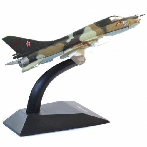 Масштабная модель 1/143 самолет Су-17М4 — фото 1