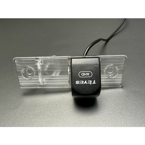 Камера заднего вида Teyes AHD для Chevrolet Шевроле 2004 - 2015 2490₽