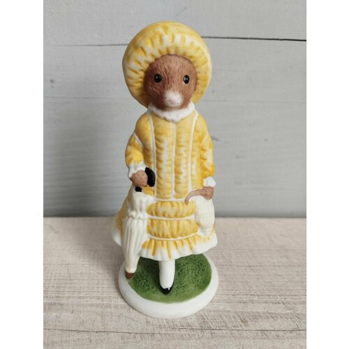 Фарфоровая статуэтка мышь Woodmouse